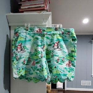 Crown and ivy shorts